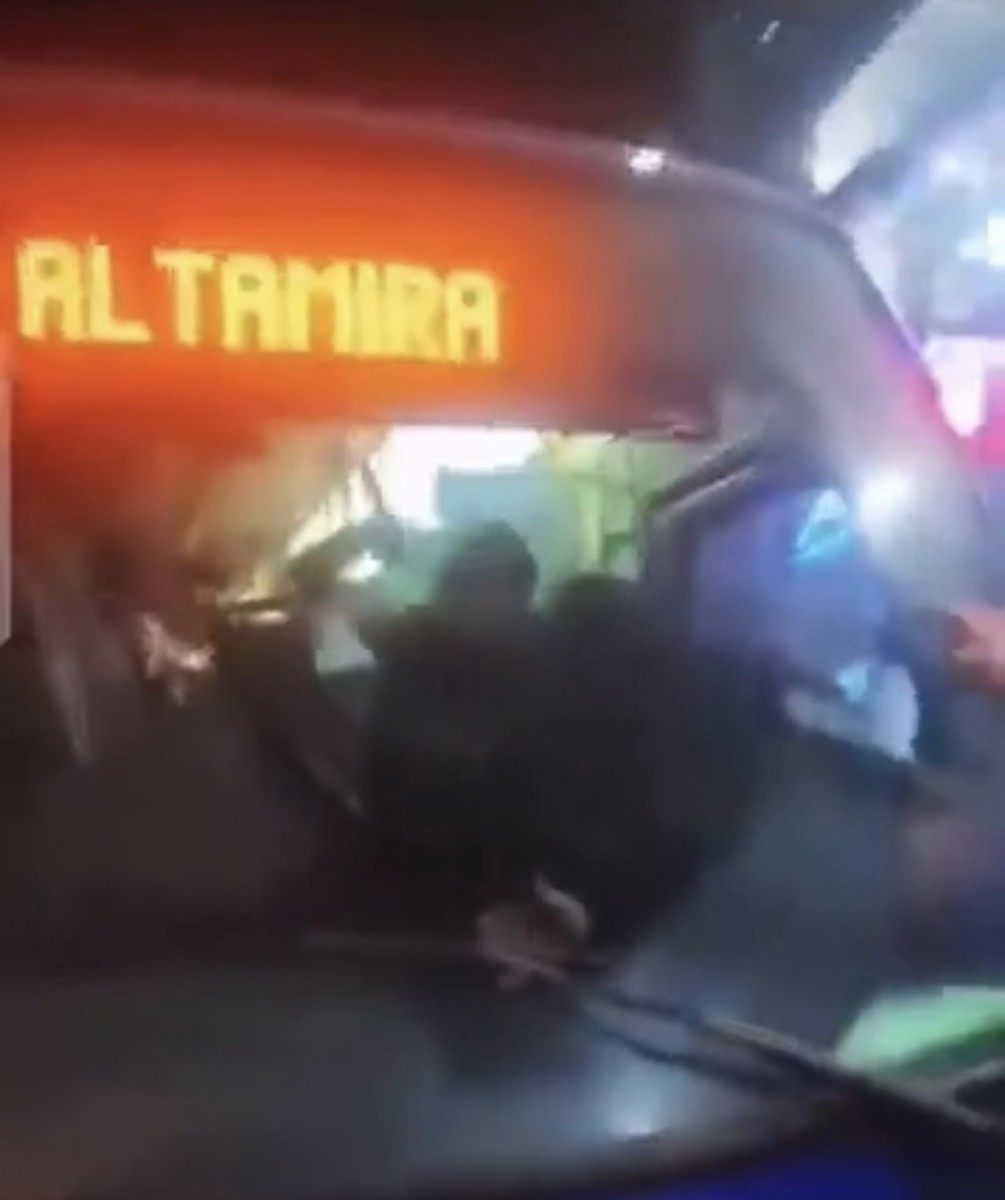 BOGOTÁ | PADRE DE FAMILIA fue brutalmente atac@do mientras trabajaba en el SITP