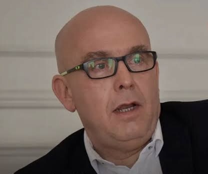 PETRO ADMITE REUNIÓN CON ABOGADO DE ‘PAPÁ PITUFO’ Y DESATA TORMENTA POLÍTICA