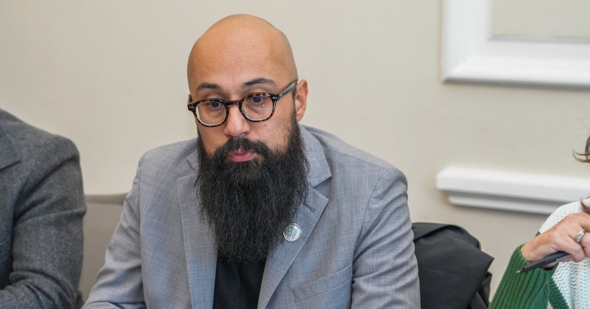 Carlos Carrillo advierte sobre posibles reacciones sociales ante una eventual extradición de Gustavo Petro y aclara que no busca promover la violencia