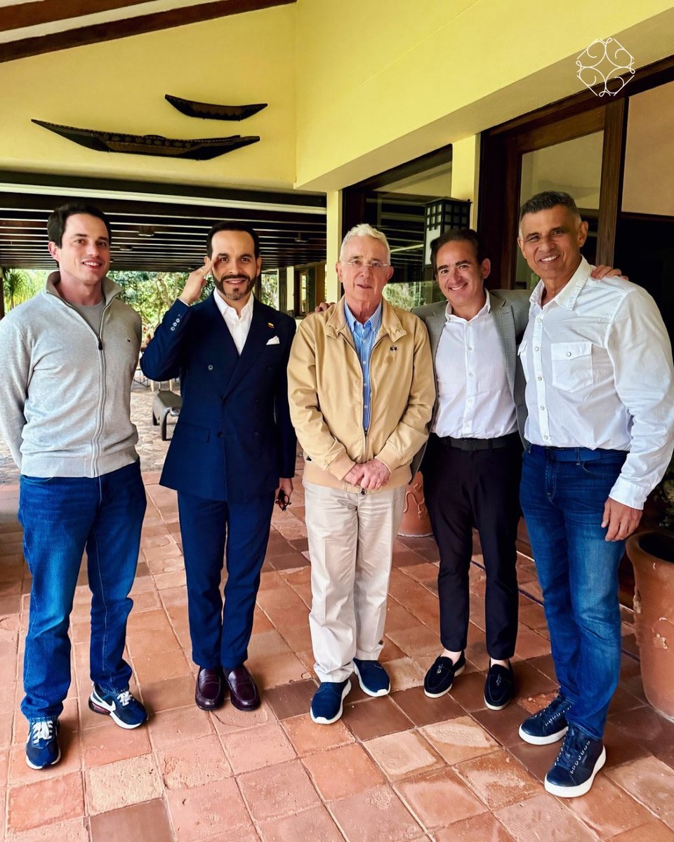 Fiscalía mantiene la indagatoria contra Álvaro Uribe y rechaza aplazar la diligencia solicitada por la Procuraduría