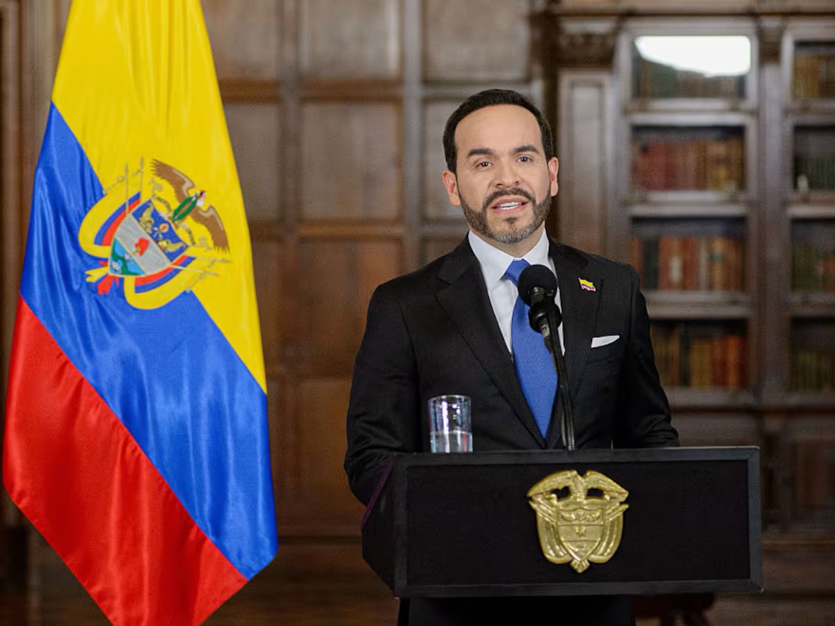 “Arrepiéntanse y entreguen a sus cómplices”: De la Espriella propone negociación con investigados por corrupción