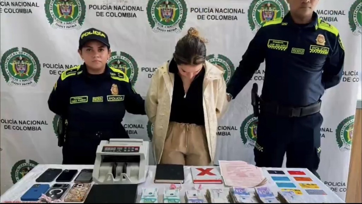 “La Mona”, pareja de alias ‘Pinocho’, fue capturada tras hallazgo de $30 millones en Santa Marta